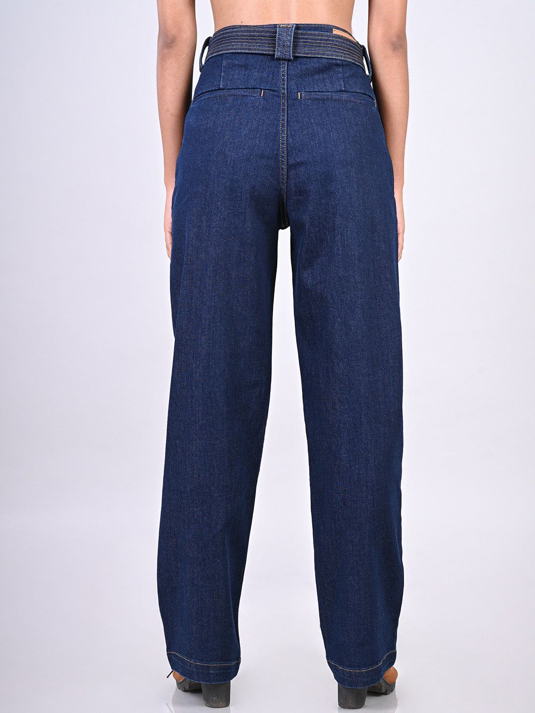 Belted Straight Fit Jeans