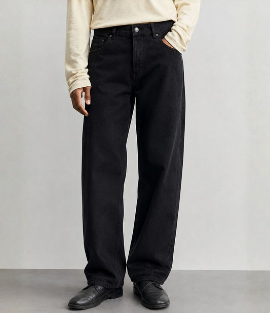 The Classic Comfort Black jeans