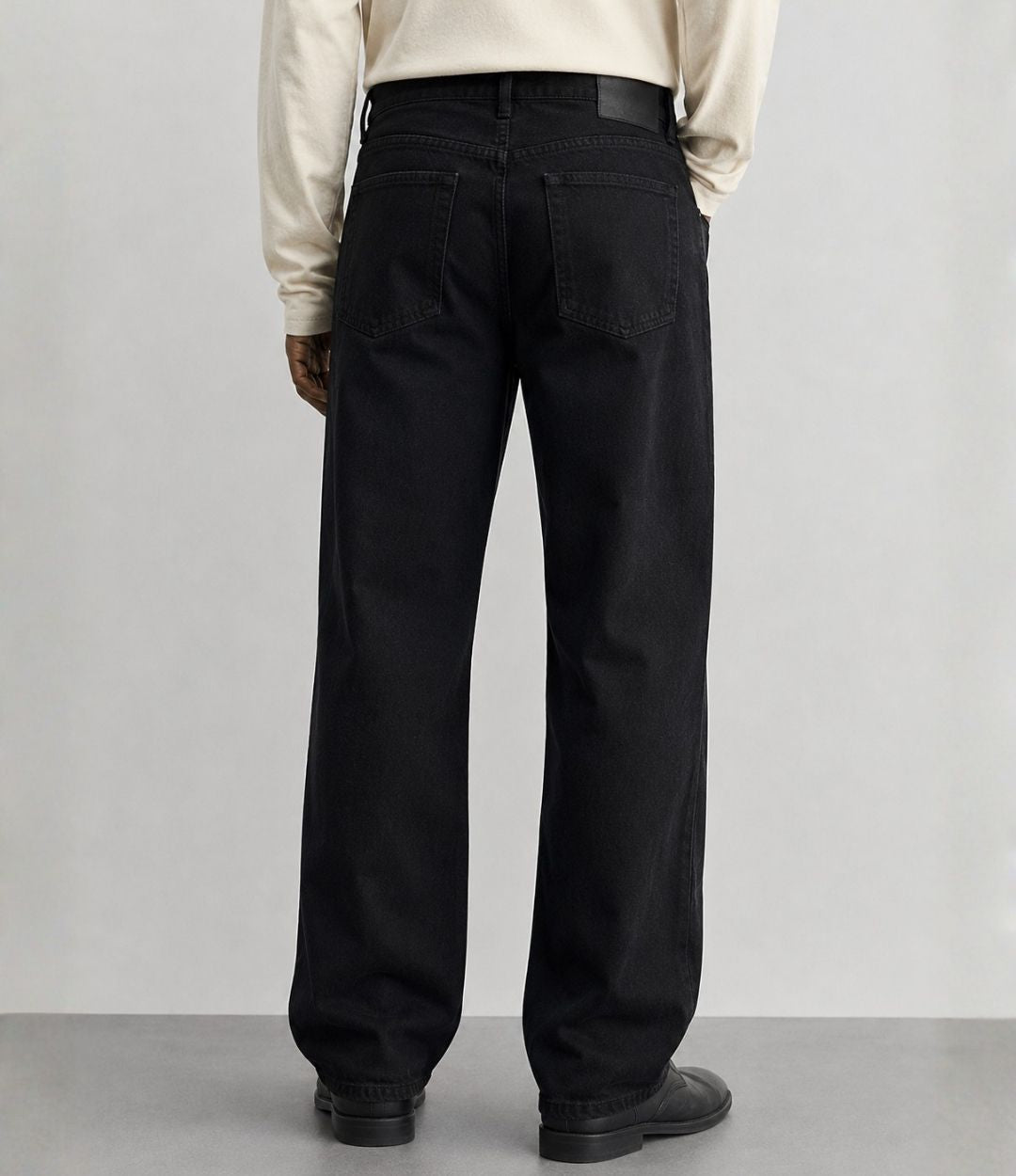 The Classic Comfort Black jeans
