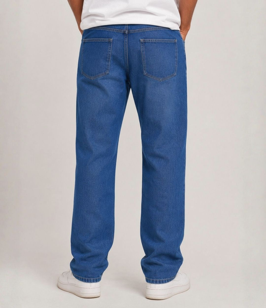 The Classic Comfort Fit Jeans In Dark Indigo