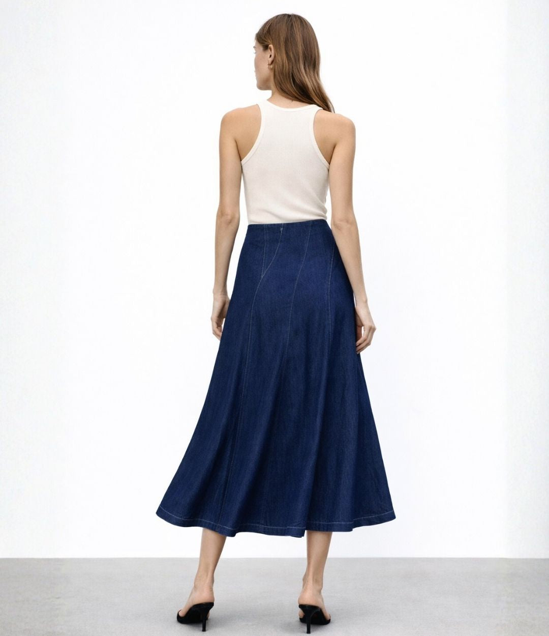 The Panelled Skirt