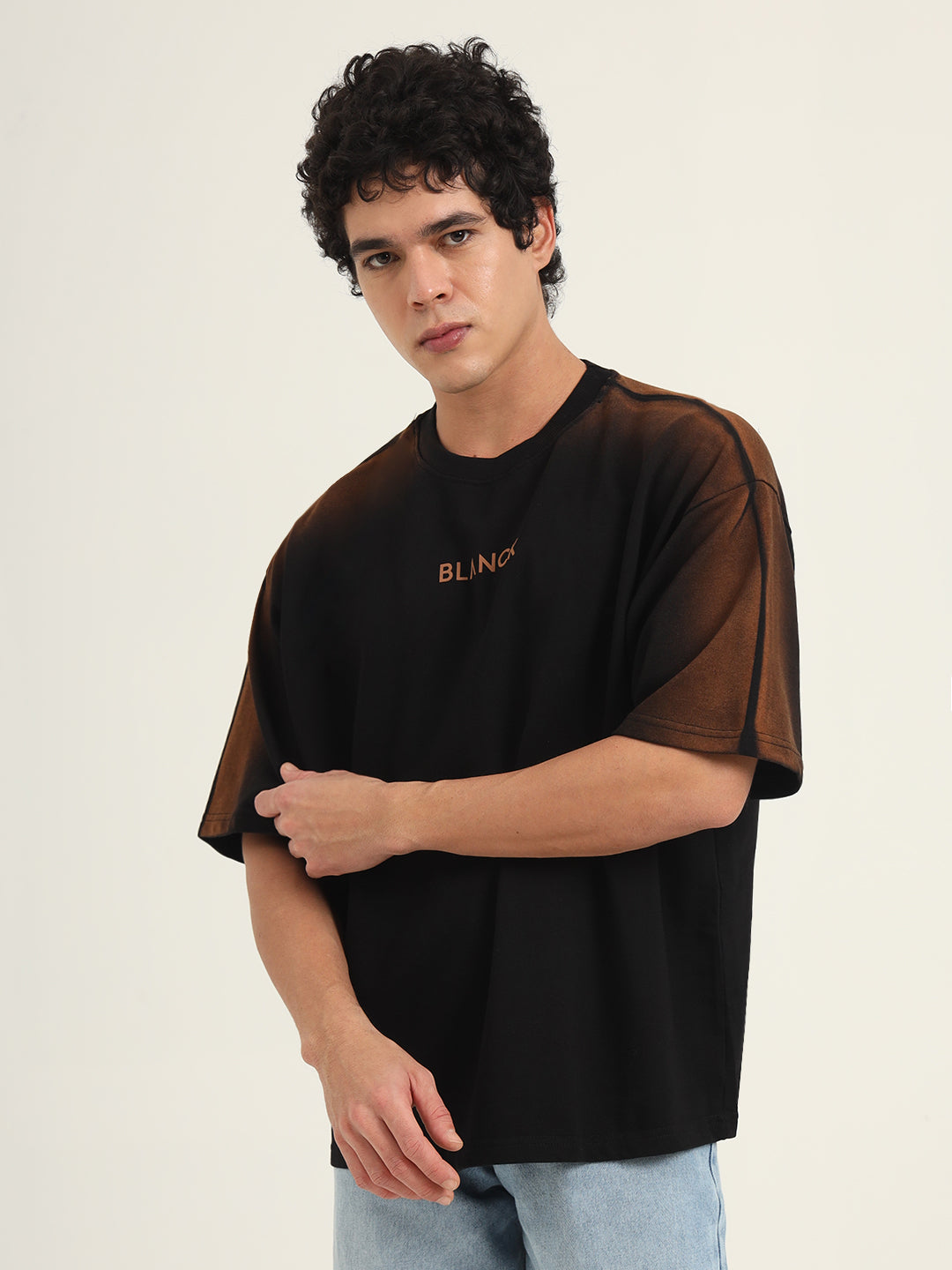 Black oversized tee